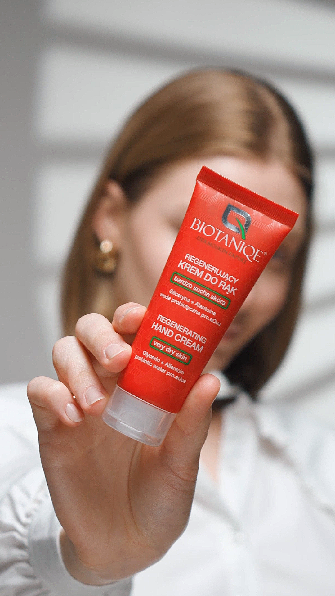 بيوتانيك كريم مُجدِّد لليدين (100 مل) – ترطيب عميق وإصلاح البشرة