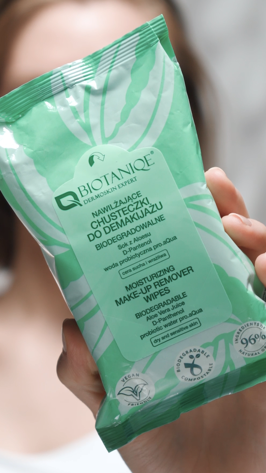 Biotaniqe, Moisturizing make-up removal wipes 25 pcs